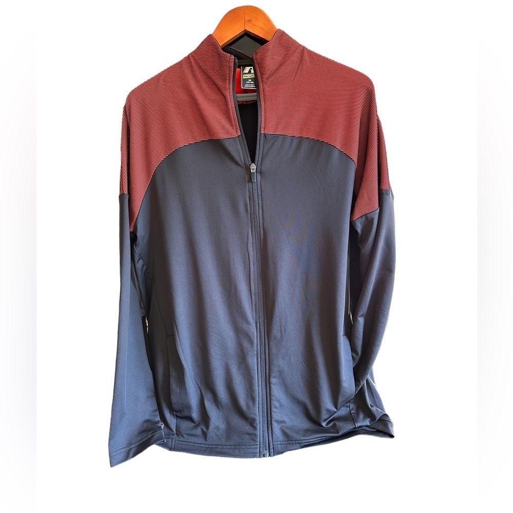 🌻 4/$25 - Russell Hyperflux Dri-Power Lightweight Jacket, size Med. - NWOT